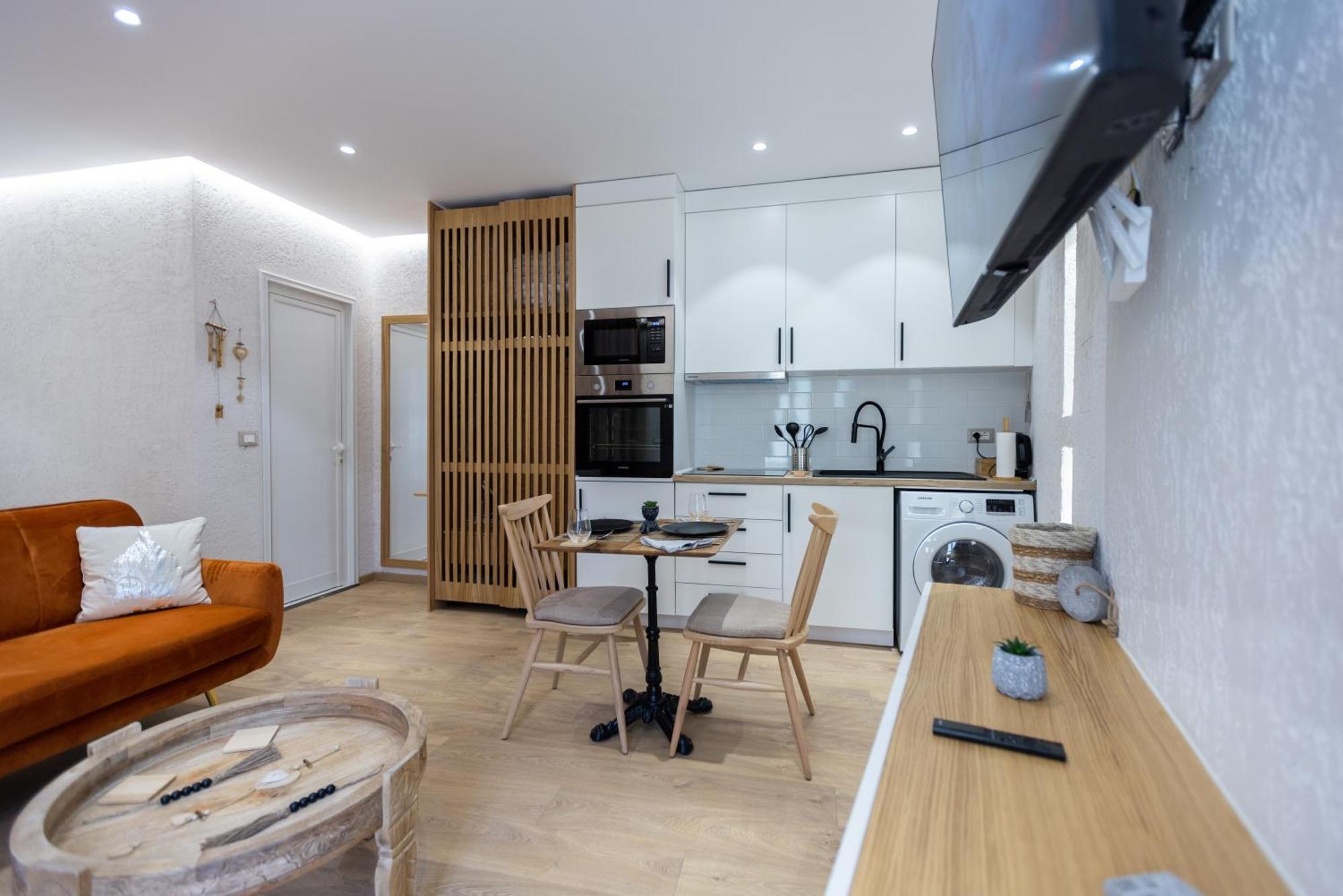 Boho Central Apartment Tirana Bagian luar foto