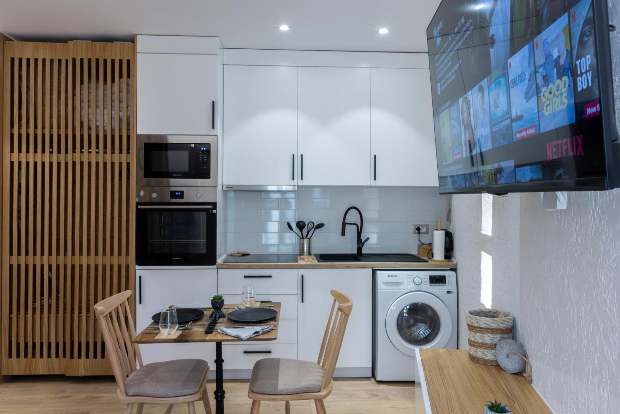 Boho Central Apartment Tirana Bagian luar foto