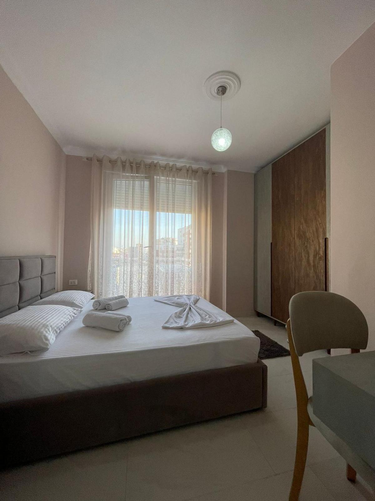 Boho Central Apartment Tirana Bagian luar foto